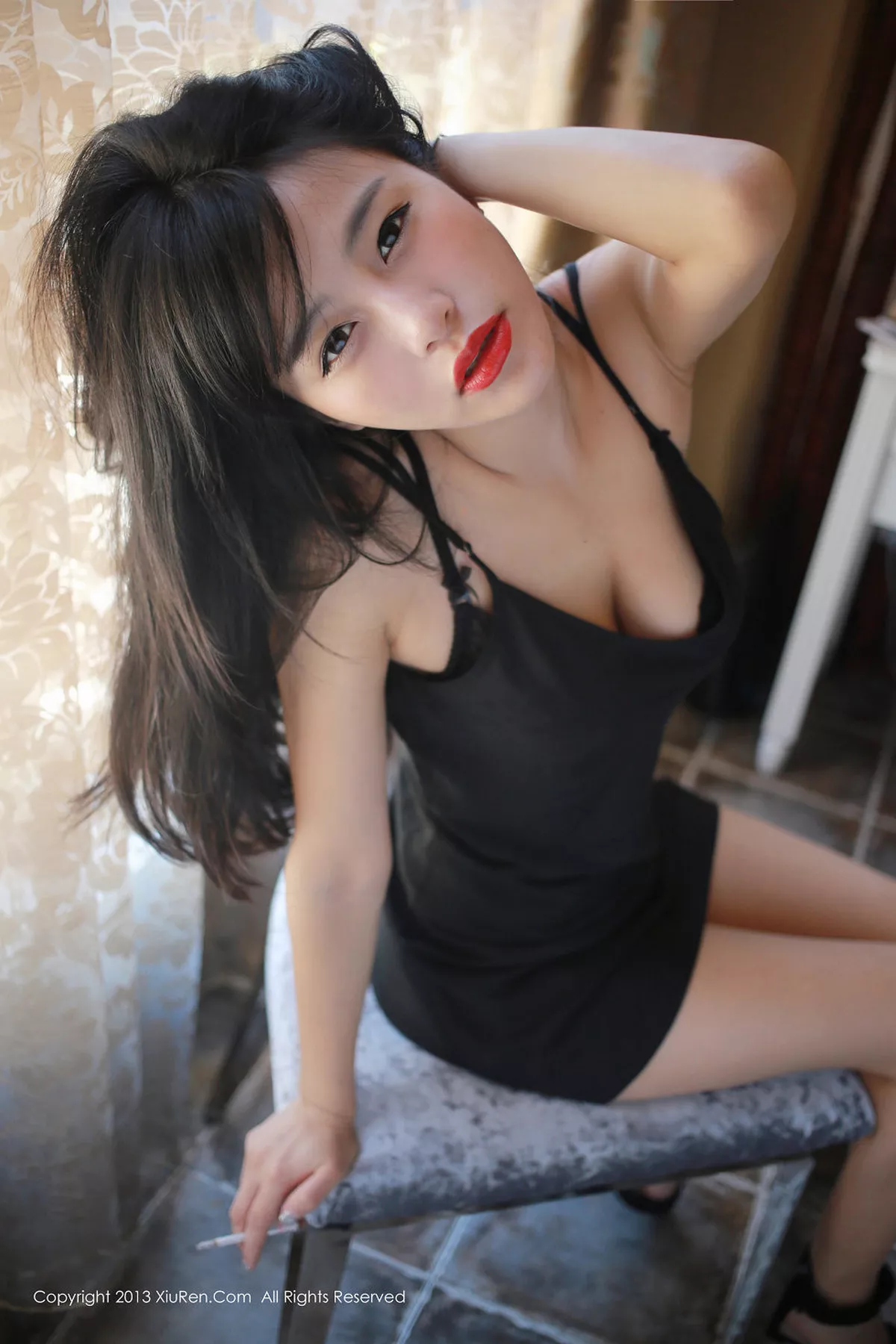 秀人集.com_[XiuRen秀人网]No.007_嫩模toro羽住黑丝内衣性感红唇激情诱惑写真70P