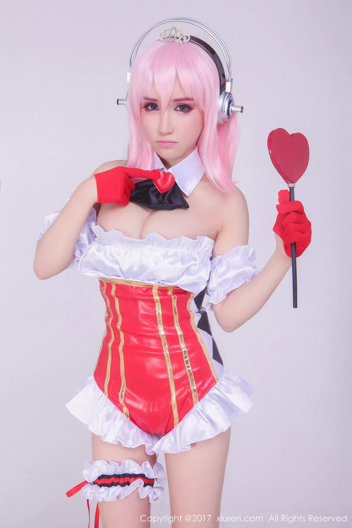 秀人集.com_[XiuRen秀人网]No.722_嫩模K8傲娇萌萌Vivian浴室里全裸上身手遮豪乳诱惑写真62P