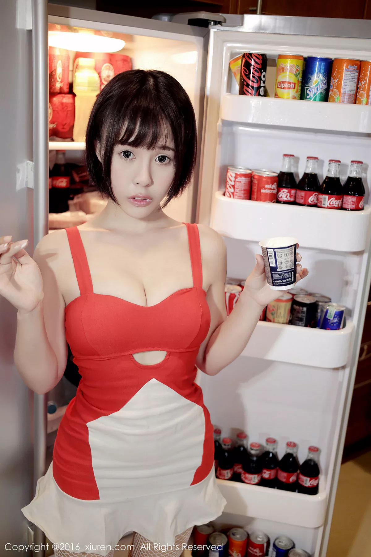 秀人集.com_[XiuRen秀人网]No.665_嫩模Evelyn艾莉苏梅岛旅拍性感小红裙秀白丝渔网腿袜写真40P