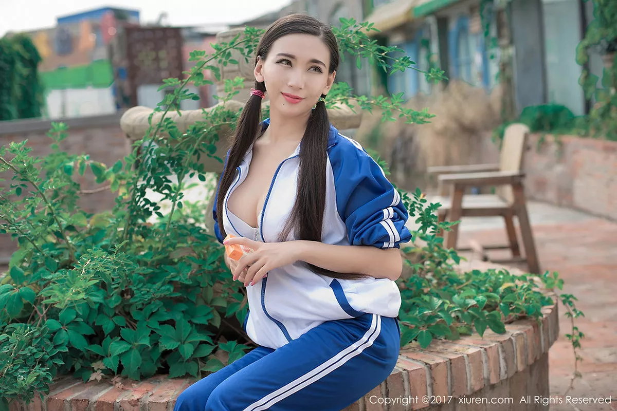 秀人集.com_[XiuRen秀人网]No.765_嫩模赵颖居家青春校服系半脱秀性感美胸妩媚迷人写真55P