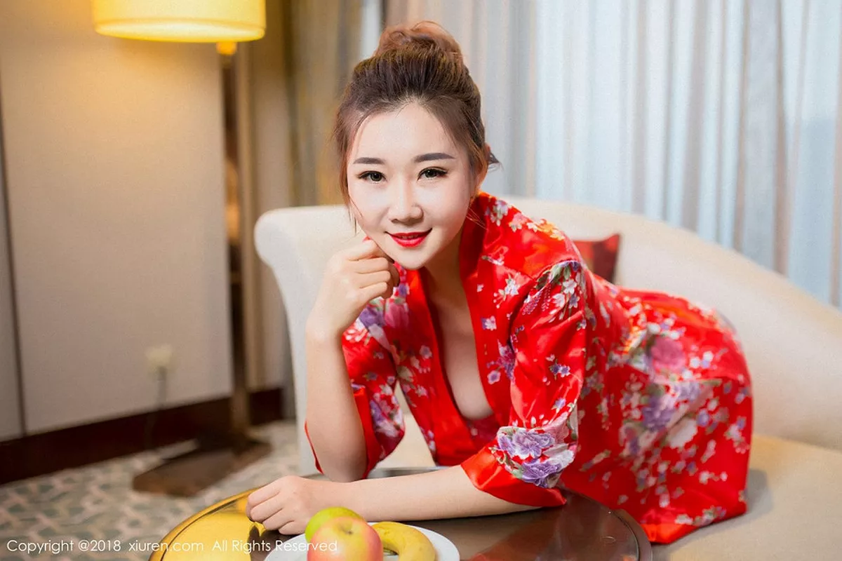 秀人集.com_[XiuRen秀人网]No.892_嫩模棉花糖candy红色和服秀傲人豪乳+半透内衣诱惑写真63P