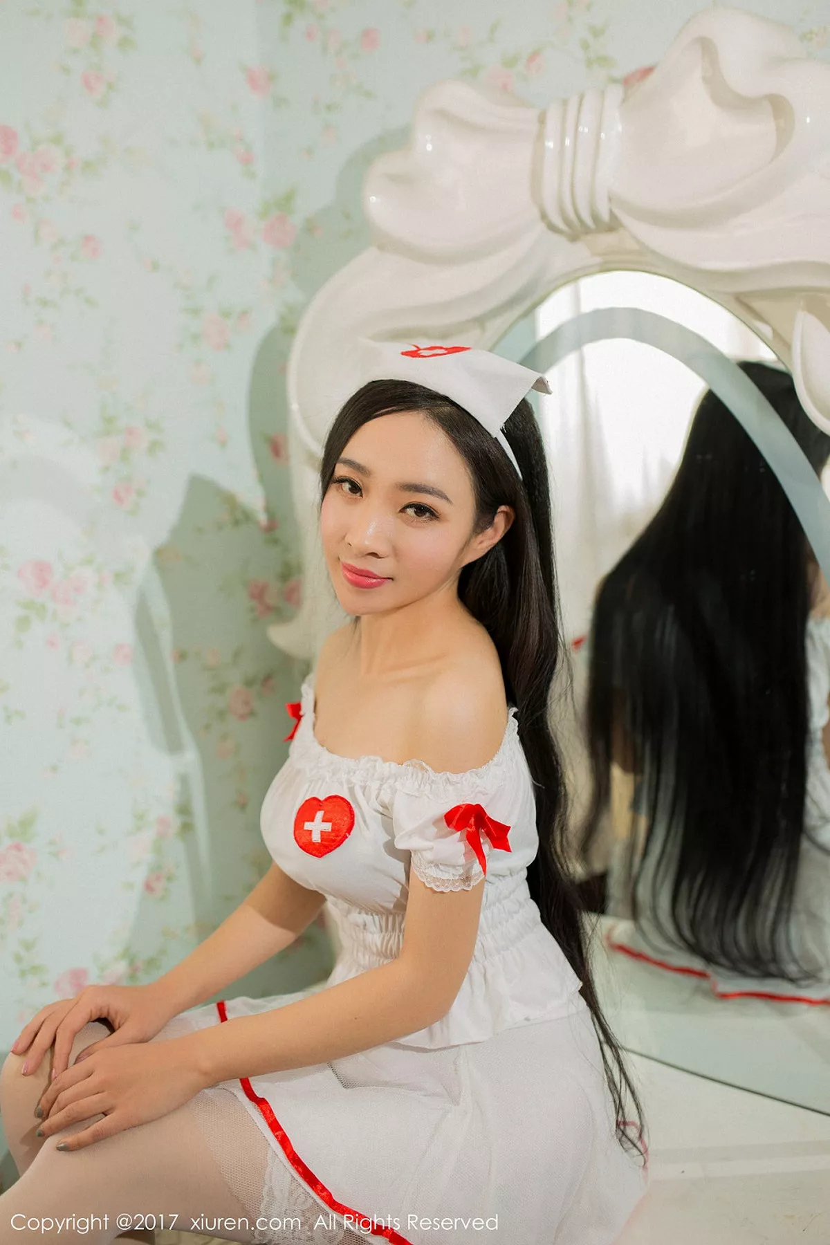 秀人集.com_[XiuRen秀人网]No.877_嫩模艾儿黑丝兔女郎加性感护士制服秀完美身材诱惑写真51P