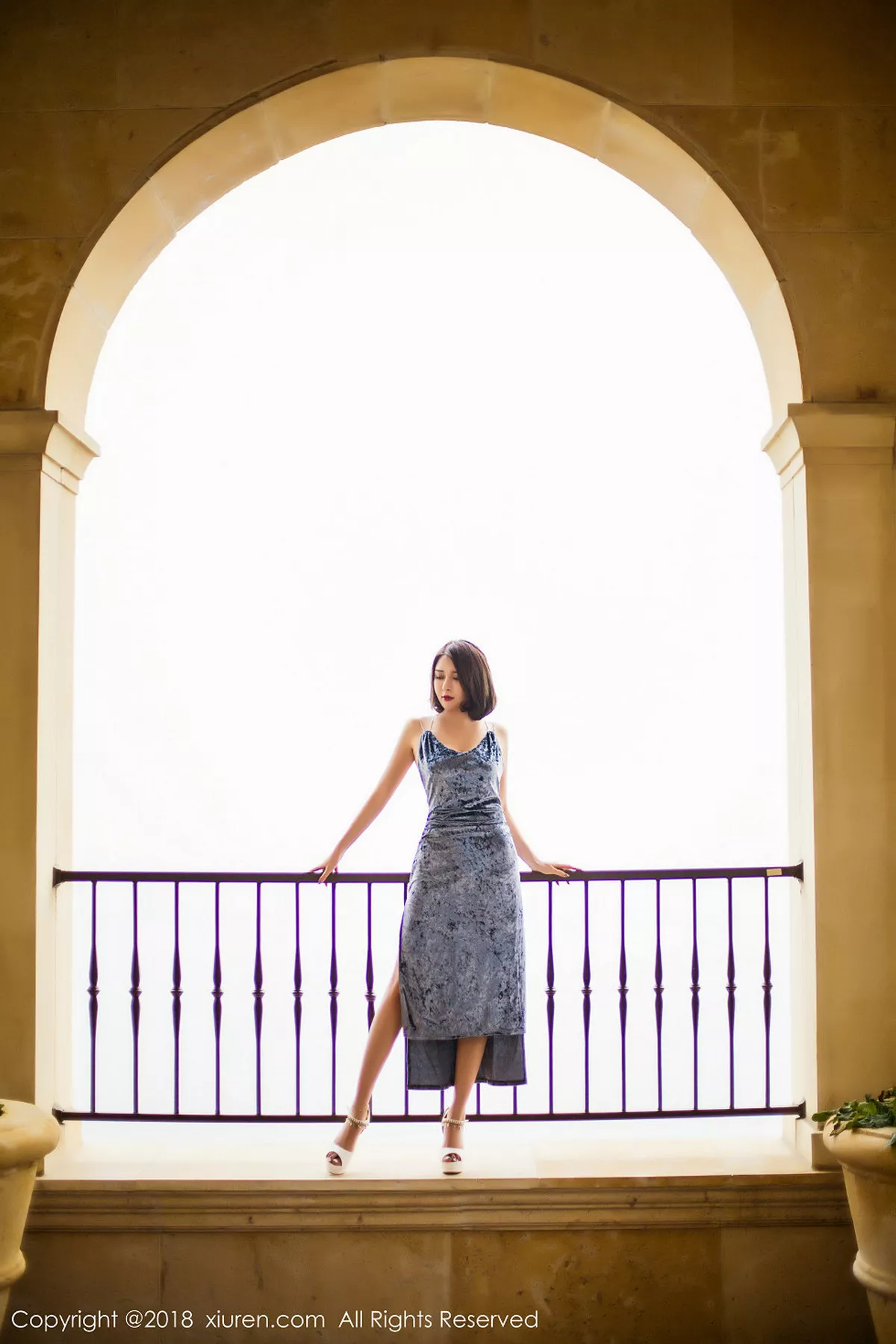 秀人集.com_[XiuRen秀人网]No.935_嫩模廿十居家私房红色塑身内衣秀完美身材白嫩肌肤性感写真58P