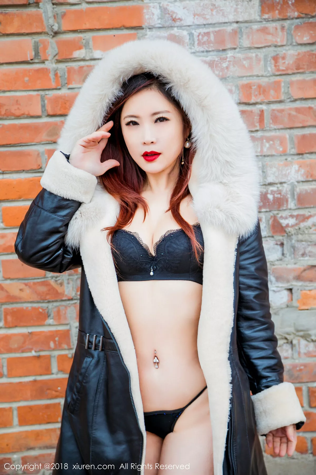 秀人集.com_[XiuRen秀人网]No.953_嫩模西希白兔户外红色内衣半脱内裤秀白嫩翘臀屁沟诱惑写真66P