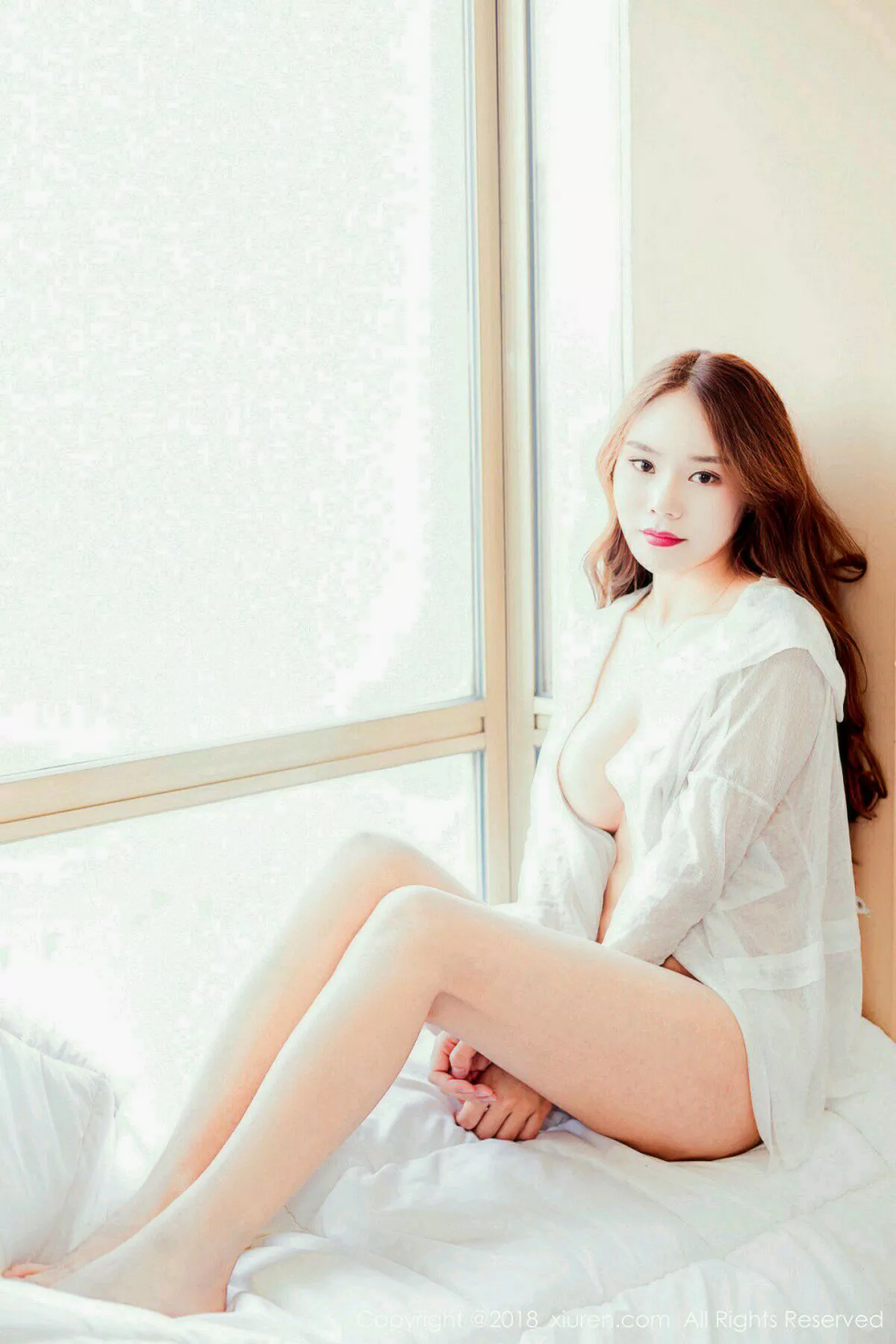 秀人集.com_[XiuRen秀人网]No.972_新人妹子小曼miki居家真空白衬衣半脱秀豪乳露点火辣诱惑写真60P