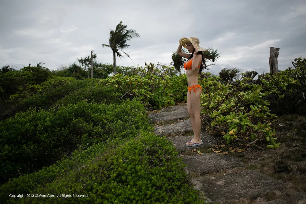 秀人集.com_[XiuRen秀人网]No.028_嫩模小小白思宜性感比基尼完美身材写真58P