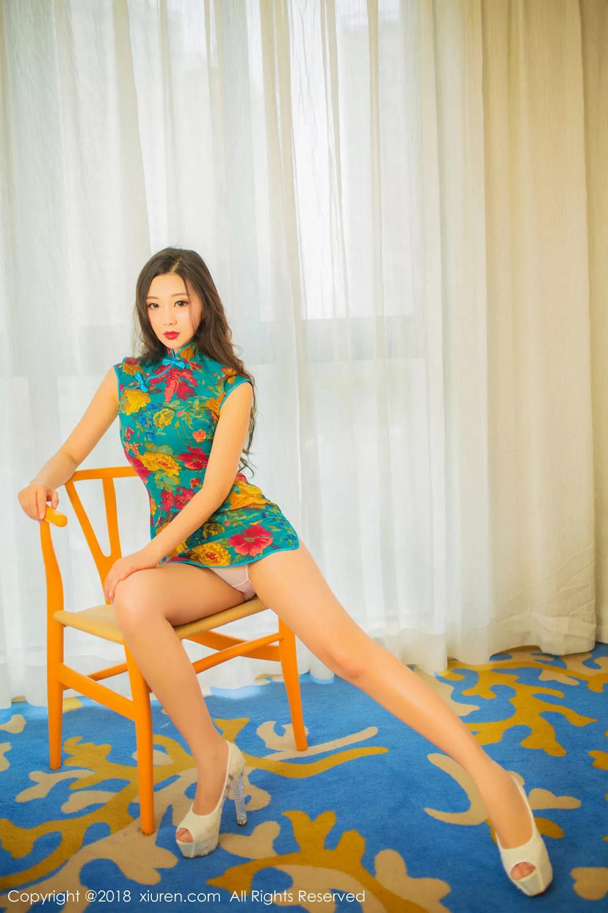 秀人集.com_[XiuRen秀人网]No.1007_嫩模宋-KiKi居家性感白衬衣半脱真空露美乳撩人诱惑写真42P