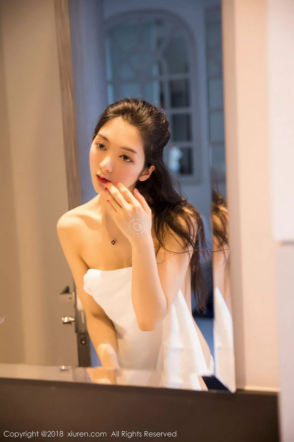 秀人集.com_[XiuRen秀人网]No.1099_女神小热巴普吉岛旅拍浴室里真空白衬衣湿身透视诱惑写真60P