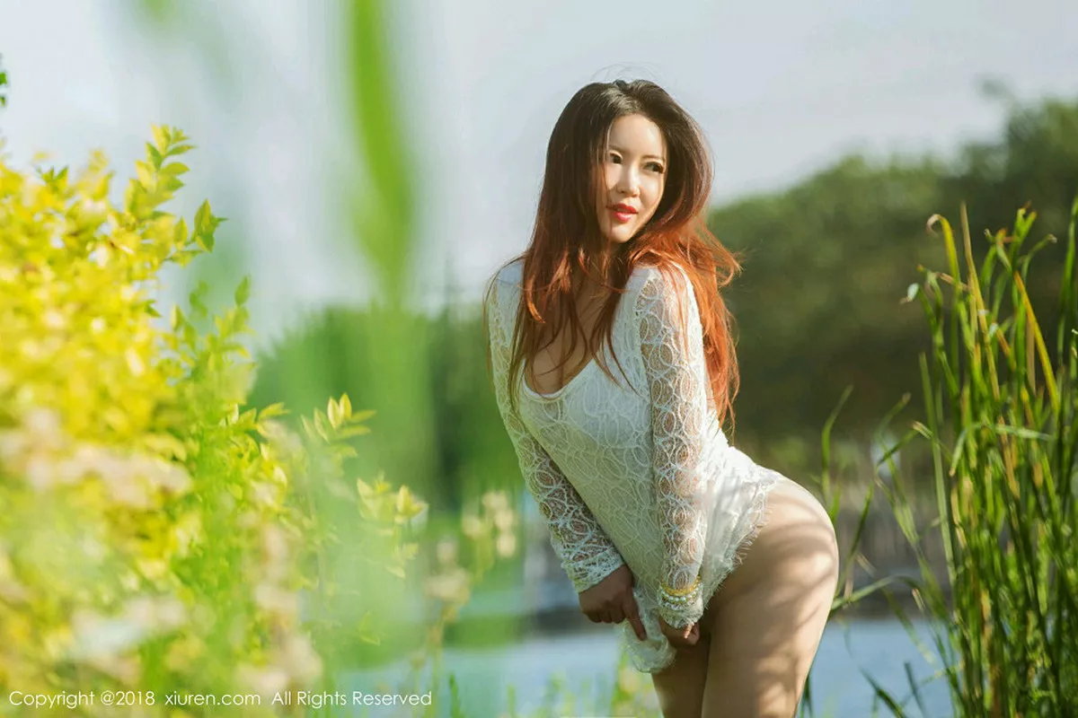 秀人集.com_[XiuRen秀人网]No.1105_嫩模西希白兔户外白色透视高叉连体衣秀豪乳极致诱惑写真40P