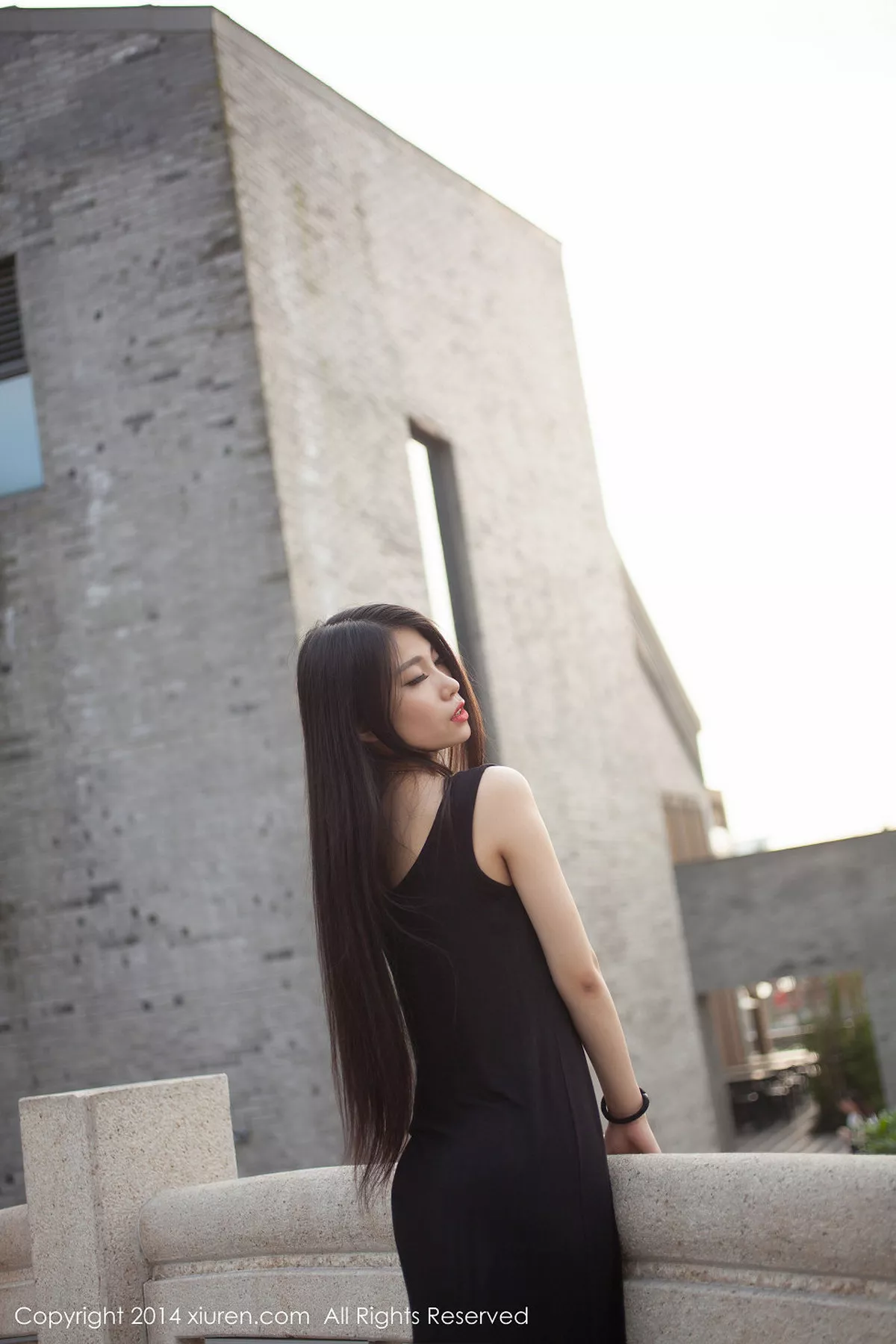 秀人集.com_[XiuRen秀人网]No.169_嫩模战姝羽Zina居家大床上大尺度全裸秀美臀诱惑写真56P