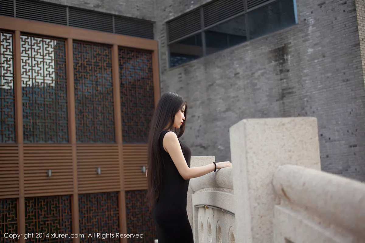 秀人集.com_[XiuRen秀人网]No.169_嫩模战姝羽Zina居家大床上大尺度全裸秀美臀诱惑写真56P