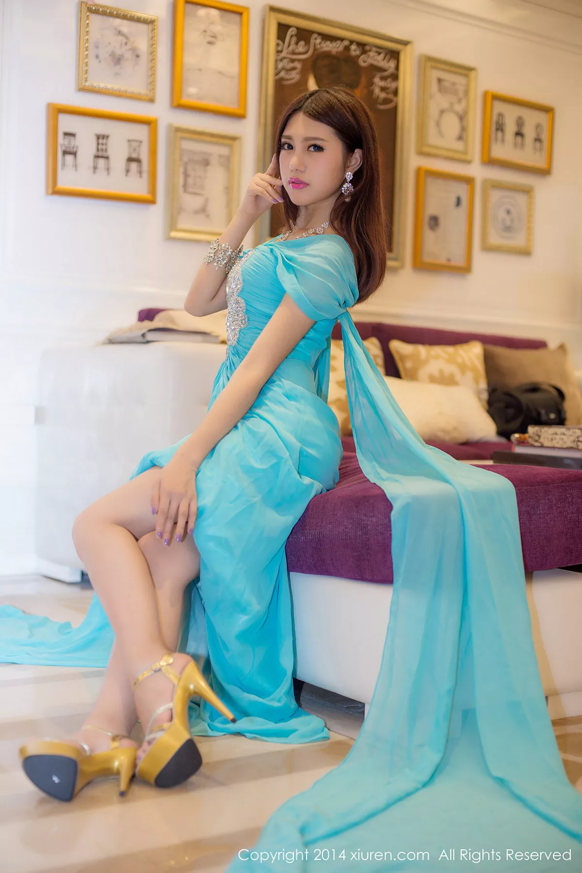 秀人集.com_[XiuRen秀人网]No.166_车模绮里嘉ula居家私房内衣系列露点诱惑写真70P