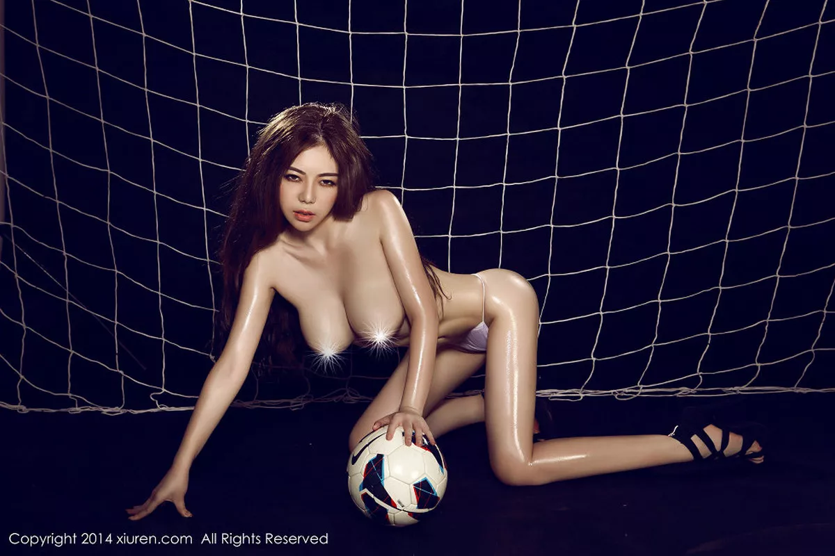 秀人集.com_[XiuRen秀人网]No.154_嫩模飞儿性感足球宝贝傲人美胸撩人姿势诱惑写真62P