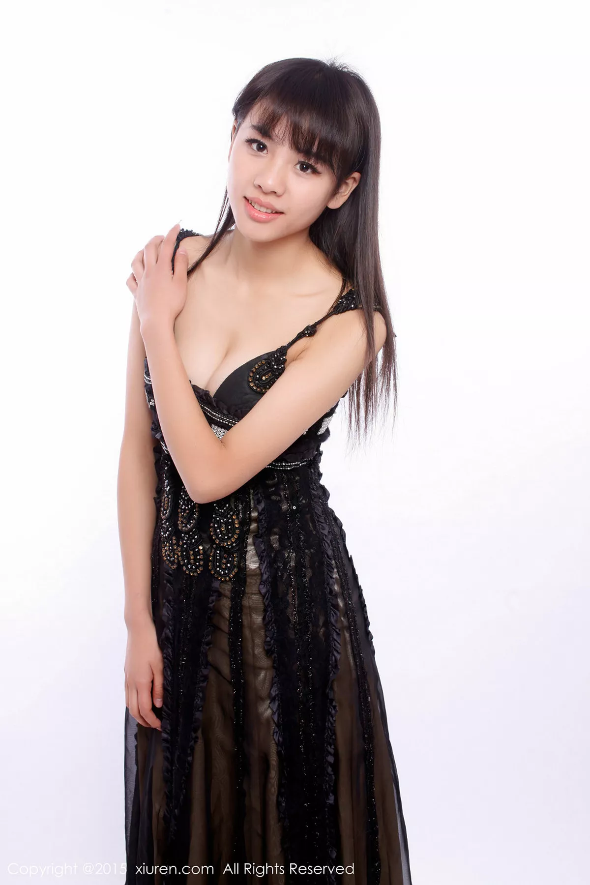 秀人集.com_[XiuRen秀人网]No.318_邻家女孩七米baby户外红色格子裙清新学生装迷人写真112P