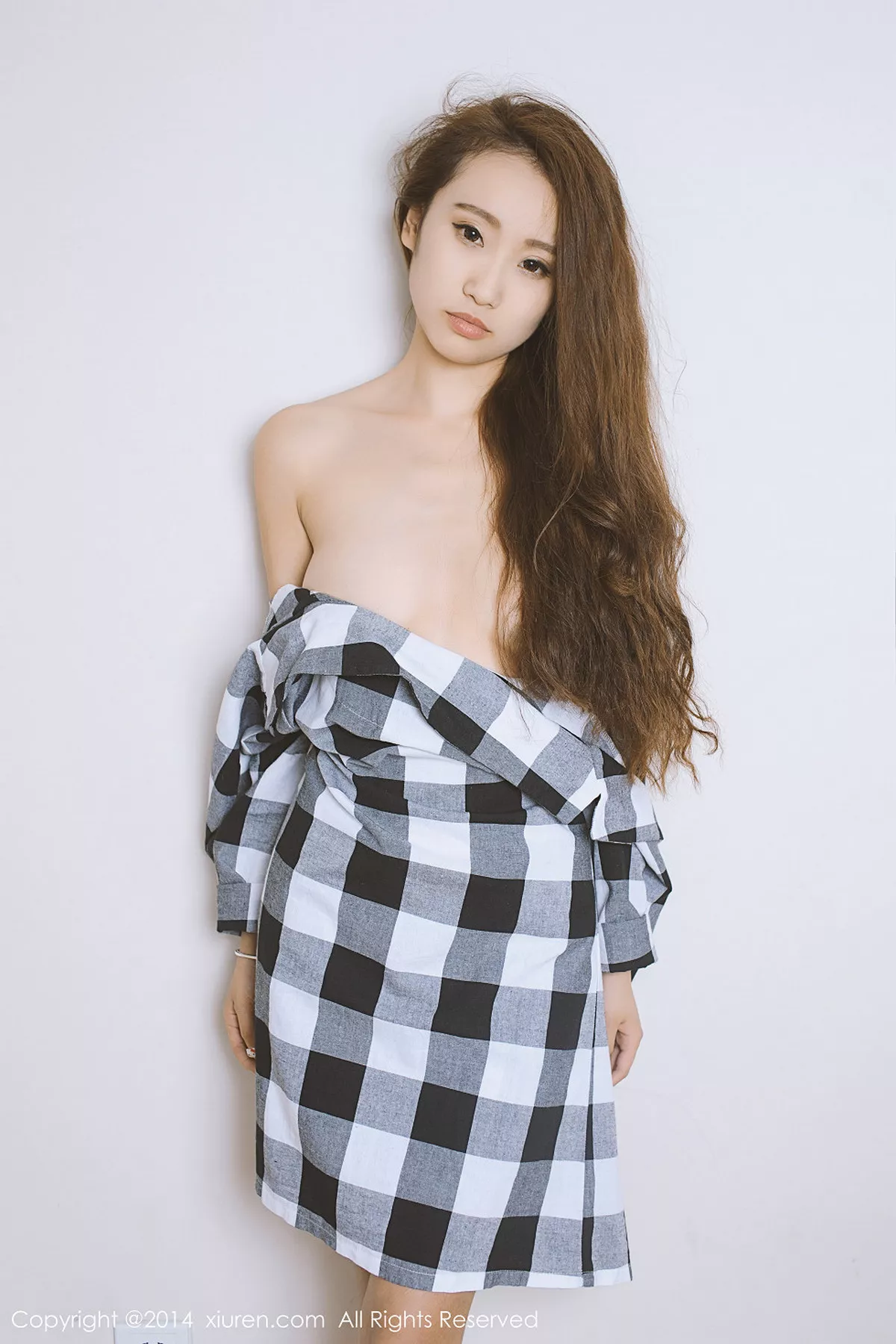 秀人集.com_[XiuRen秀人网]No.233_嫩模KOKO可可户外全裸上身大尺度秀诱人胴体诱惑写真50P