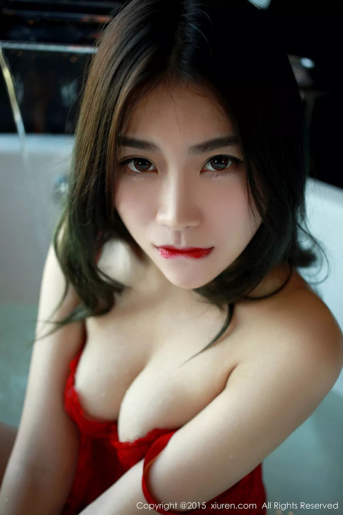 秀人集.com_[XiuRen秀人网]No.287_秀人嫩模许诺Sabrina花色睡裙居家床上迷人性感写真48P