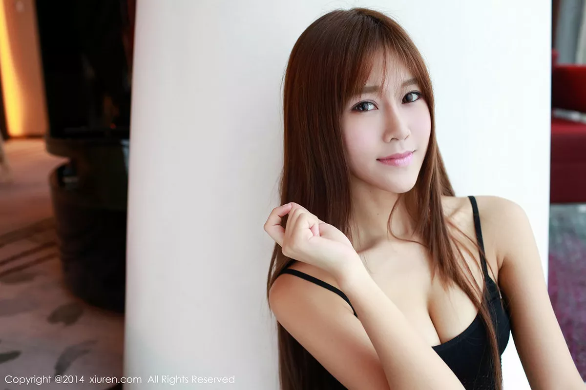 秀人集.com_[XiuRen秀人网]No.245_秀发嫩模嘉琳winna居家性感内衣系列秀完美曲线写真51P