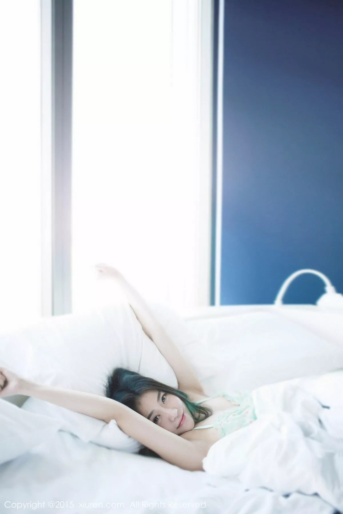 秀人集.com_[XiuRen秀人网]No.287_秀人嫩模许诺Sabrina花色睡裙居家床上迷人性感写真48P