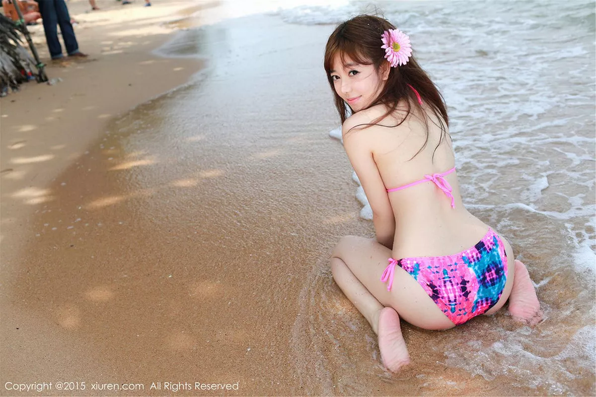 秀人集.com_[XiuRen秀人网]No.268_嫩模刘飞儿Faye泰国旅拍海边性感比基尼戏水撩人写真57P