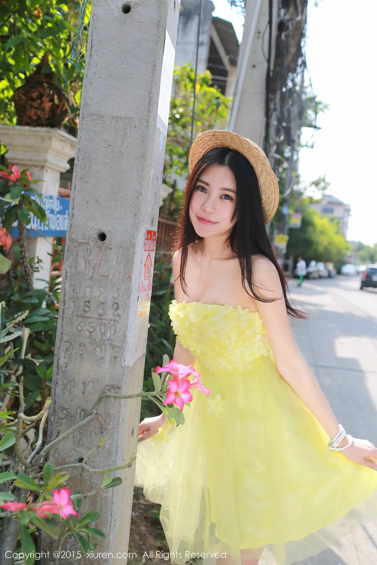 秀人集.com_[XiuRen秀人网]No.296_迷人妹子绮里嘉ula泰国清迈旅拍白色内衣秀美胸性感写真67P