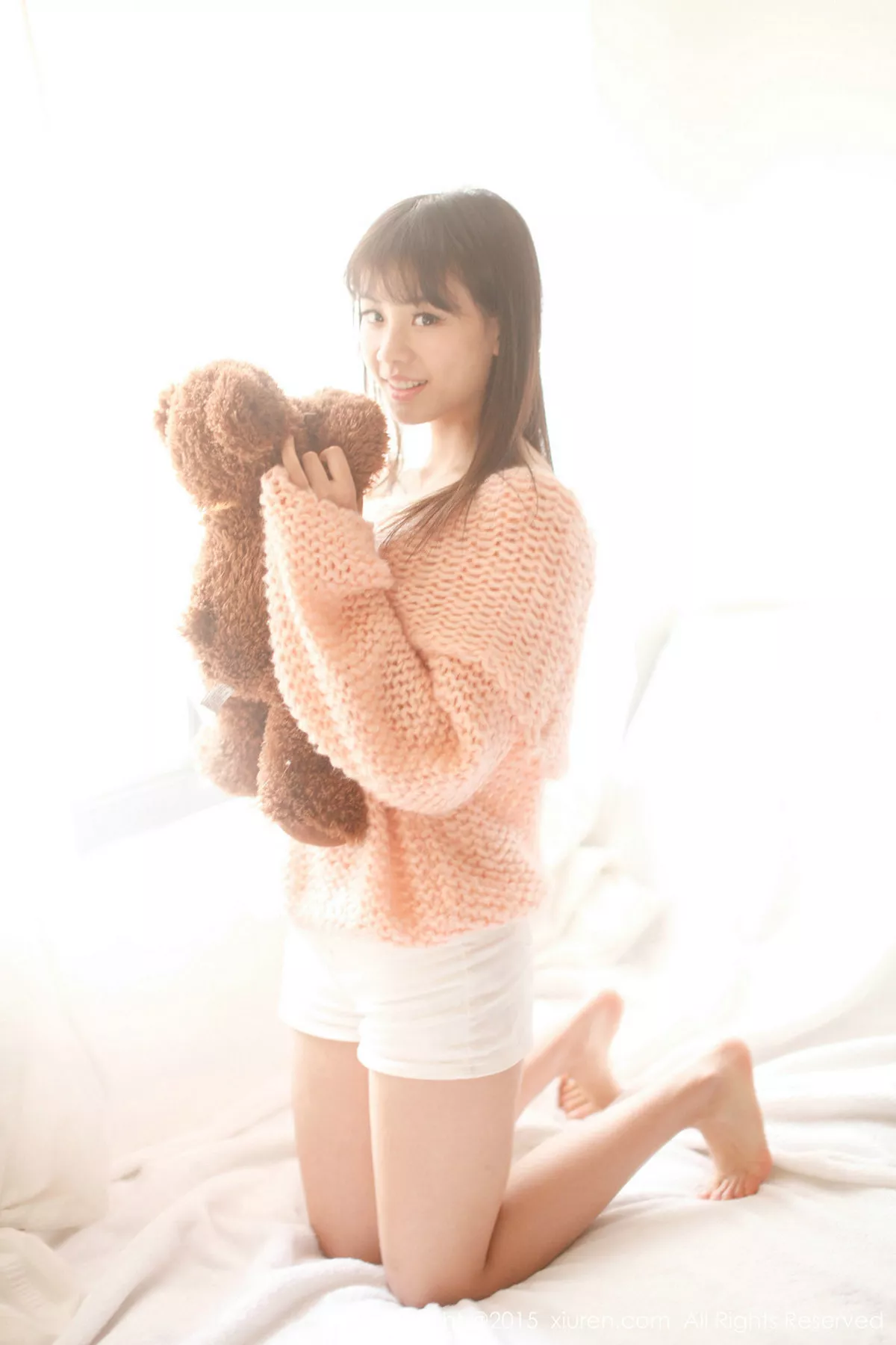 秀人集.com_[XiuRen秀人网]No.318_邻家女孩七米baby户外红色格子裙清新学生装迷人写真112P