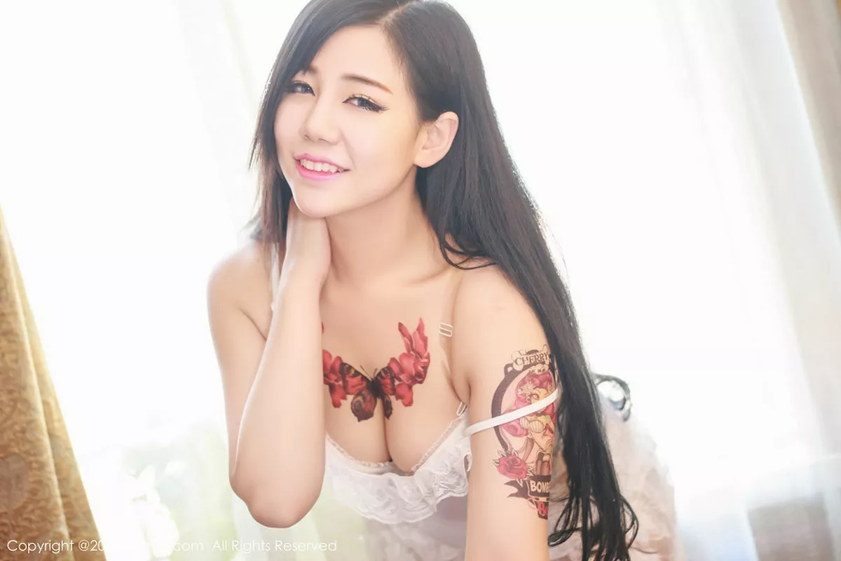 秀人集.com_[XiuRen秀人网]No.356_嫩模美女旭旭居家性感内衣秀丰满身材双乳纹身诱惑写真70P