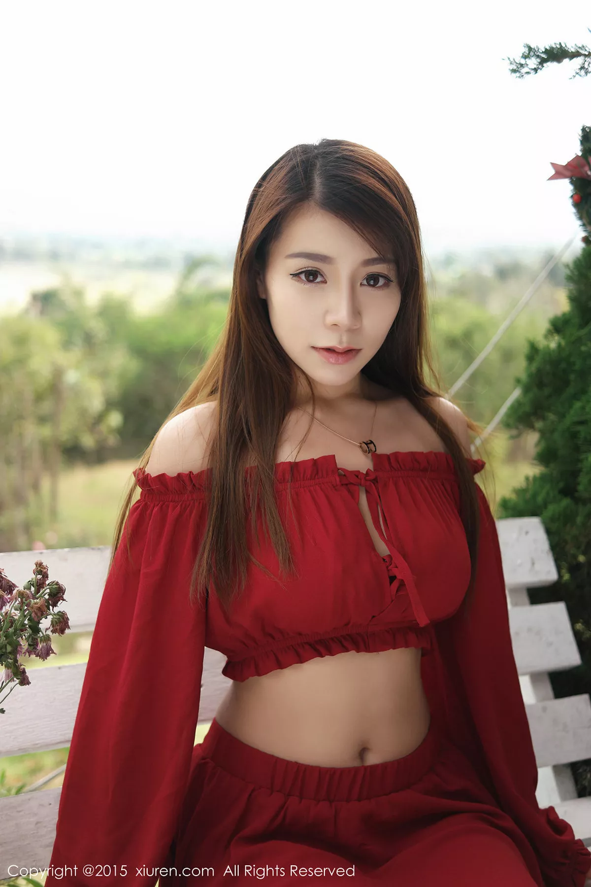 秀人集.com_[XiuRen秀人网]No.303_嫩模vetiver嘉宝贝儿泰国旅拍火红长裙性感迷人写真49P