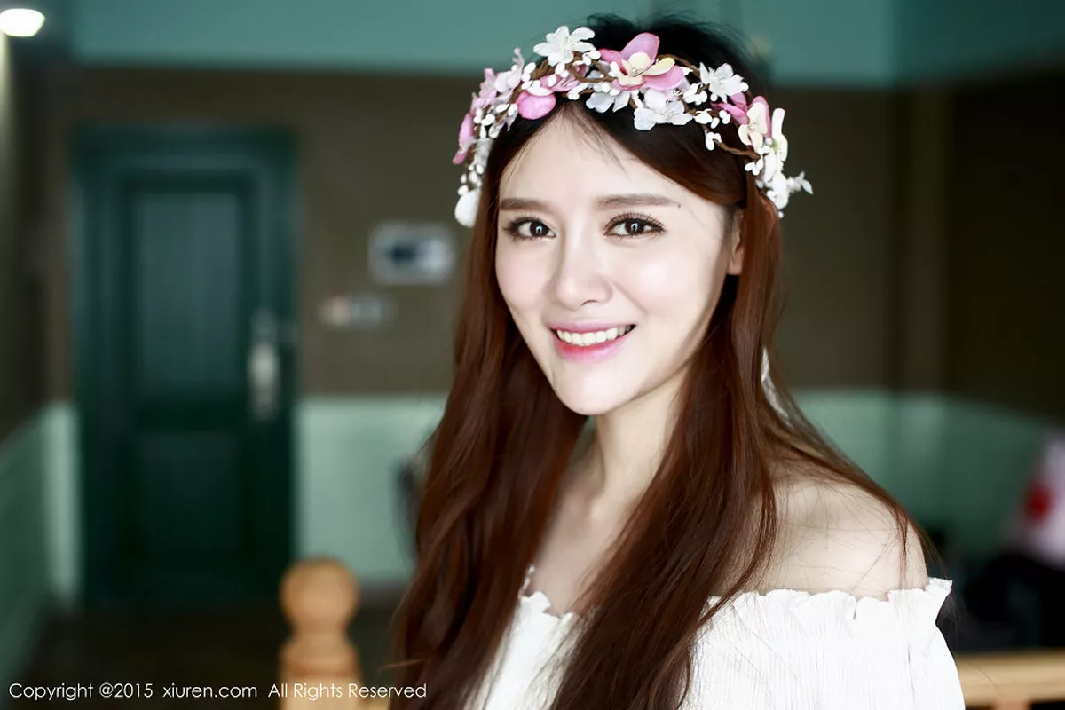 秀人集.com_[XiuRen秀人网]No.376_嫩模高溜MilkCat清新白嫩连身裙+性感爆乳装写真120P