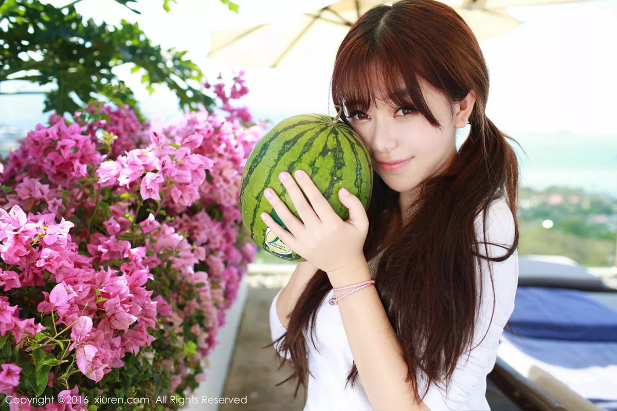 秀人集.com_[XiuRen秀人网]No.490_嫩模刘飞儿Faye苏梅岛旅拍白色内衣秀傲人美胸性感写真51P