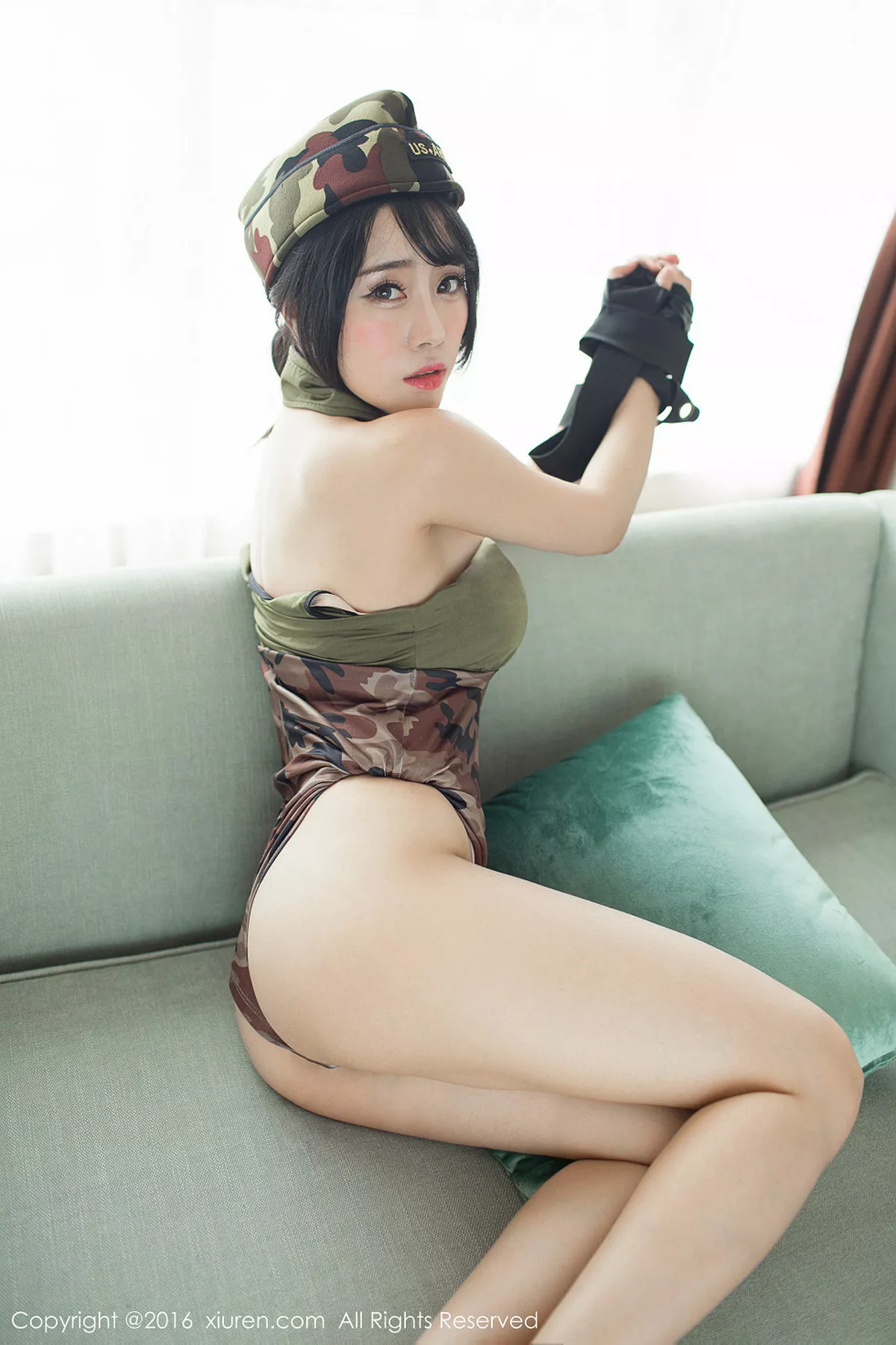 秀人集.com_[XiuRen秀人网]No.519_嫩模兜豆靓Youlina浴室里白衬衣半露美乳极致诱惑写真52P