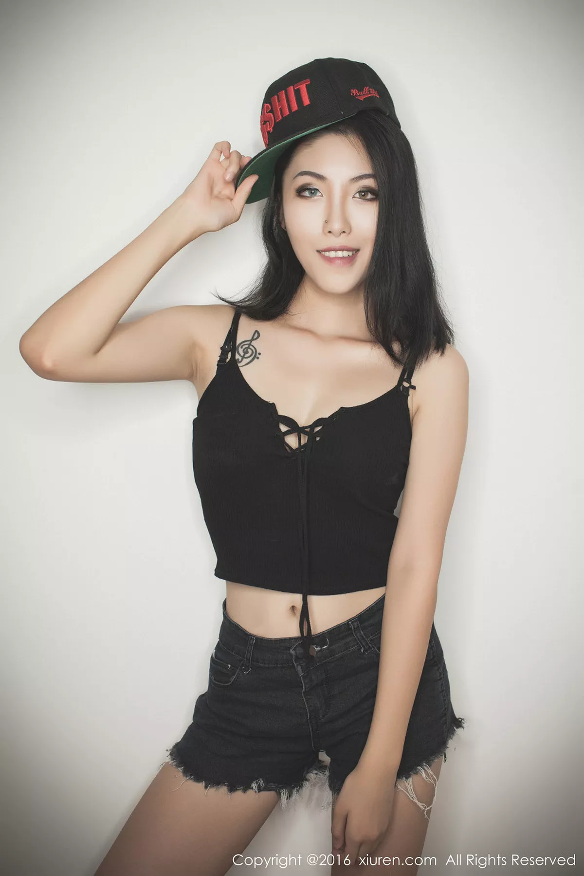 秀人集.com_[XiuRen秀人网]No.617_嫩模BOBO_xk牛仔热裤秀完美身材狐媚双眼冷艳迷人写真49P