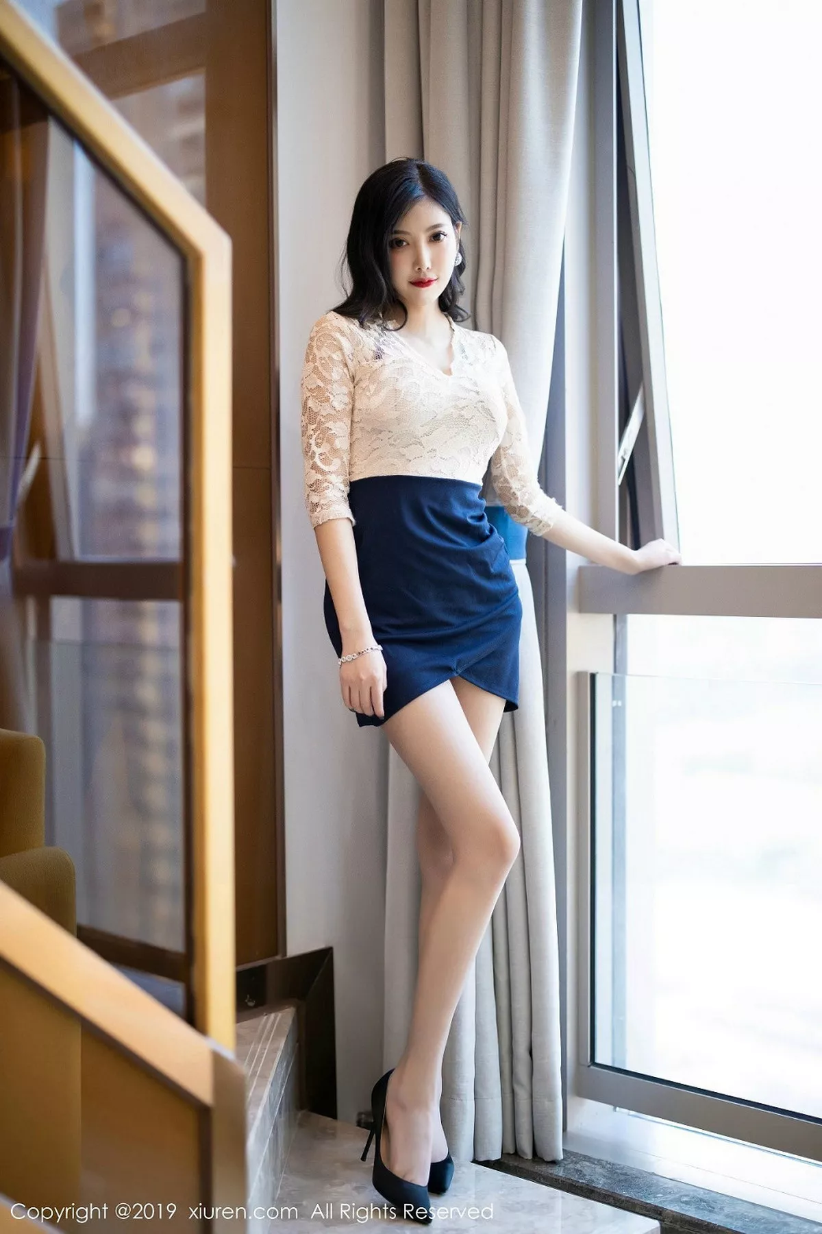 [XiuRen秀人网]第1717期杨晨晨写真-秀人集