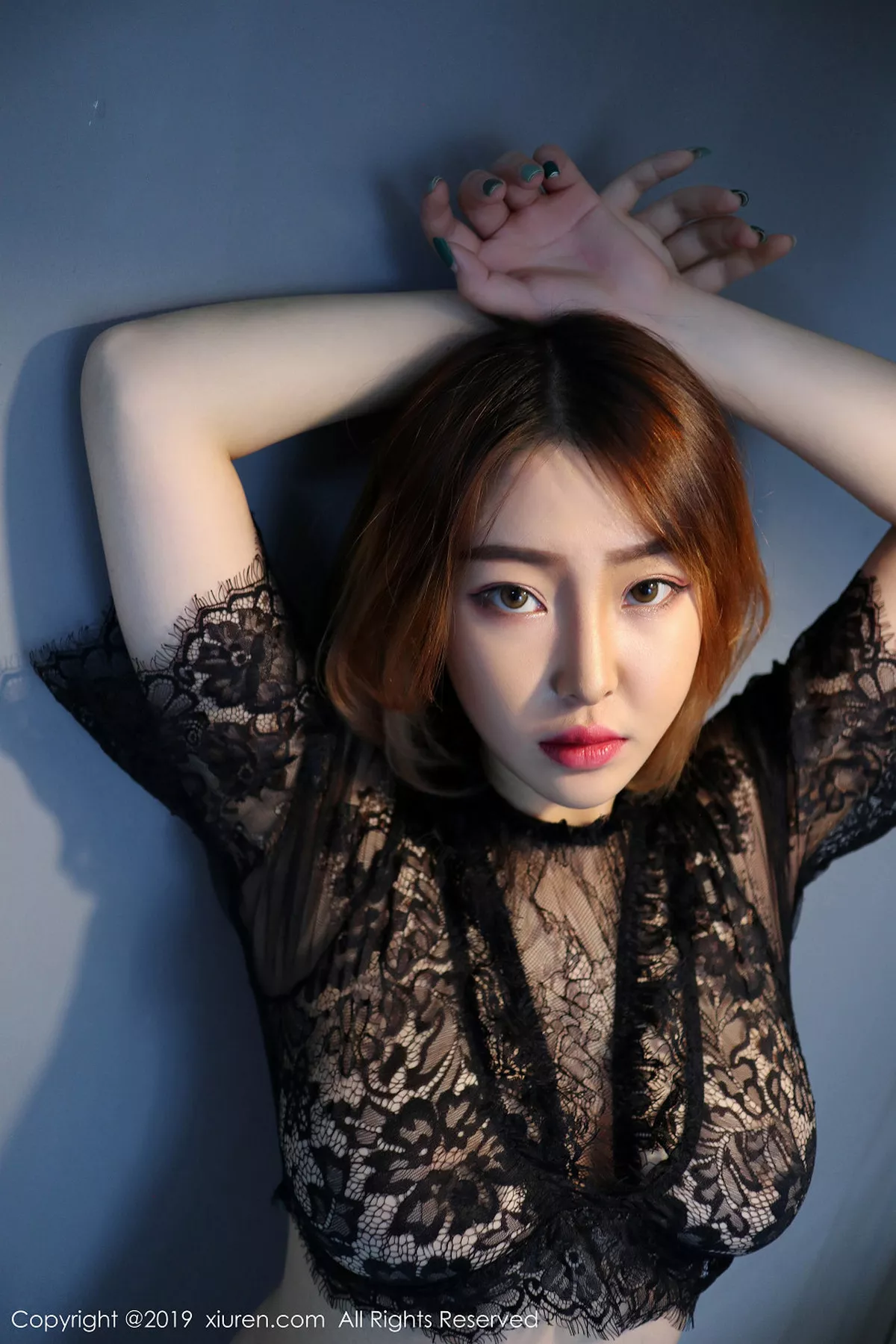 秀人集.com_[XiuRen秀人网]No.1686_嫩模瑶啊摇的瑶居家私房大尺度全裸秀火辣身材撩人诱惑写真32P