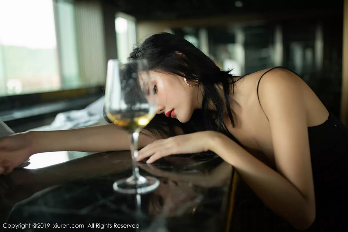 [XiuRen秀人网]第1739期就是阿朱啊写真-秀人集