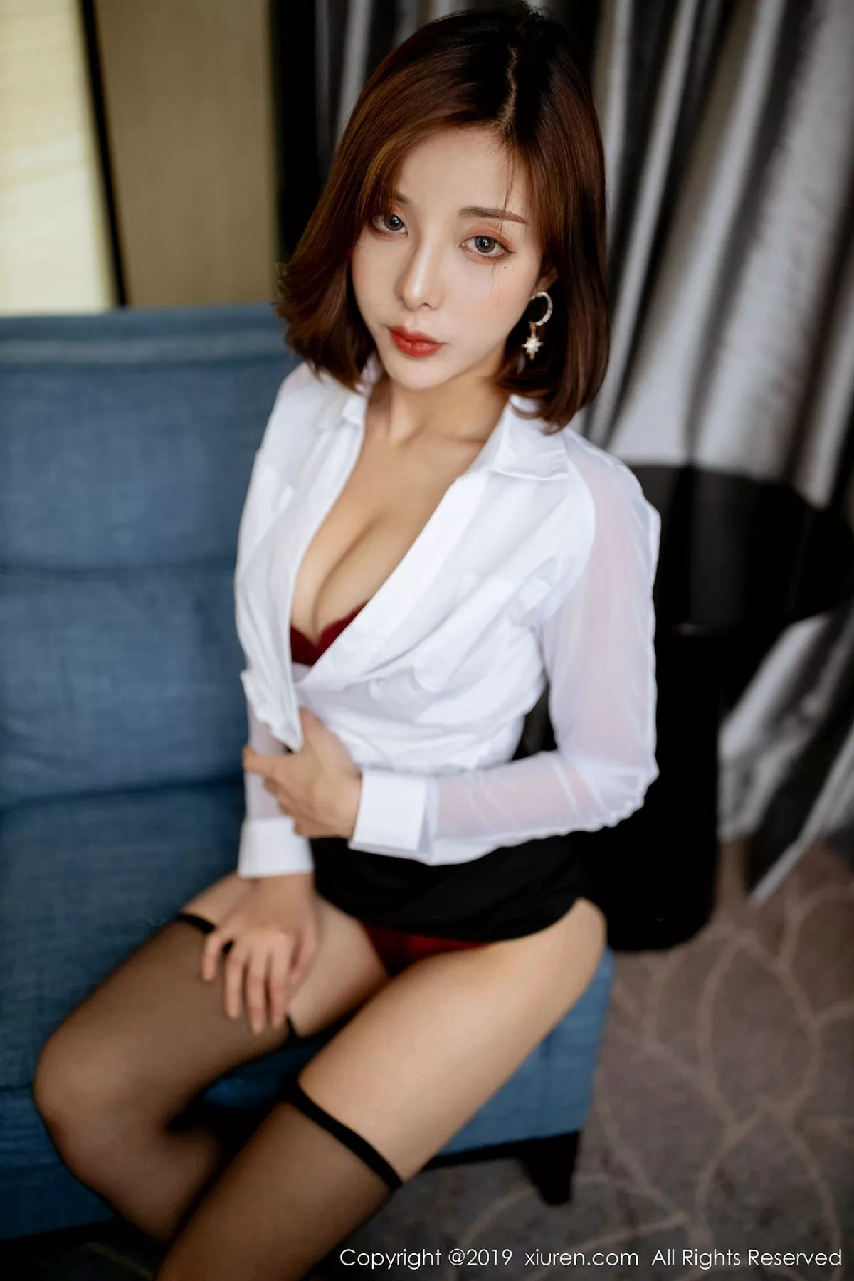 秀人集.com_[XiuRen秀人网]No.1841_嫩模陈小喵私房秘书制服半脱露蕾丝内裤黑丝袜撩人诱惑写真61P