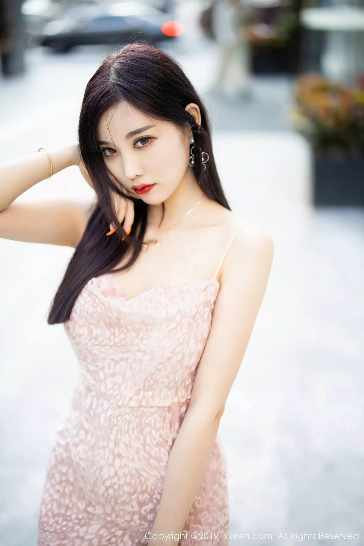 秀人集.com_[XiuRen秀人网]No.1857_女神杨晨晨sugar私房粉色吊裙半脱露性感白色内衣完美诱惑写真83P