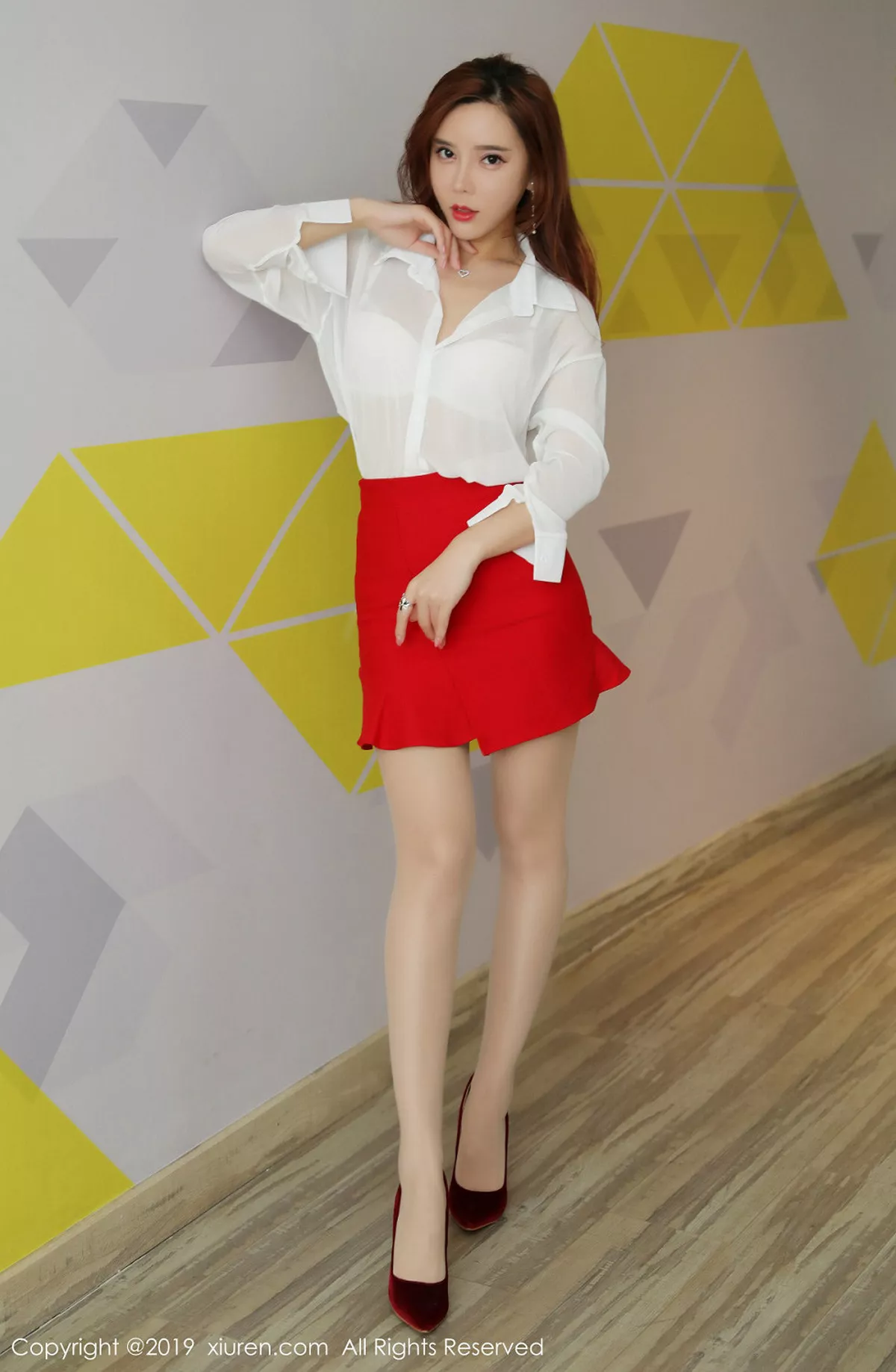 [XiuRen秀人网]第1879期艾小青写真-秀人集