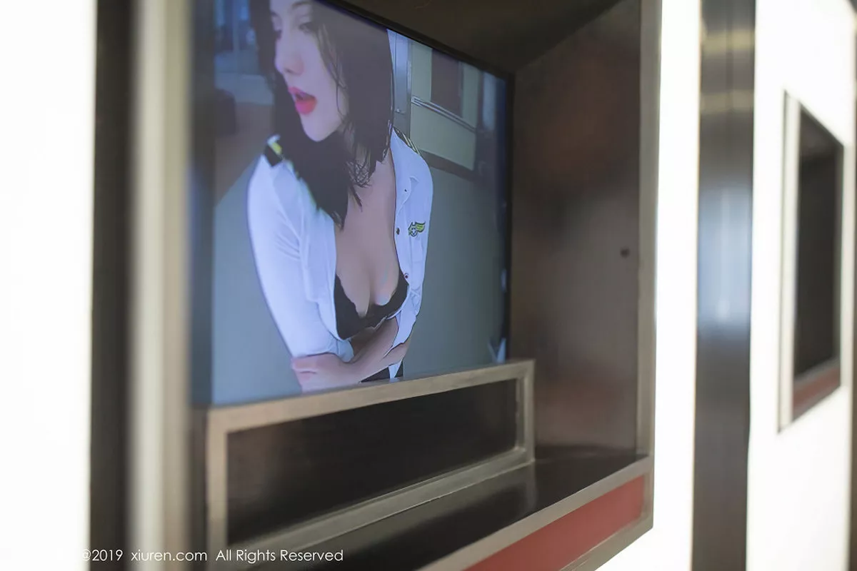 秀人集.com_[XiuRen秀人网]No.1870_嫩模就是阿朱啊空乘制服白衬衣配超薄无内黑丝撩人诱惑写真73P