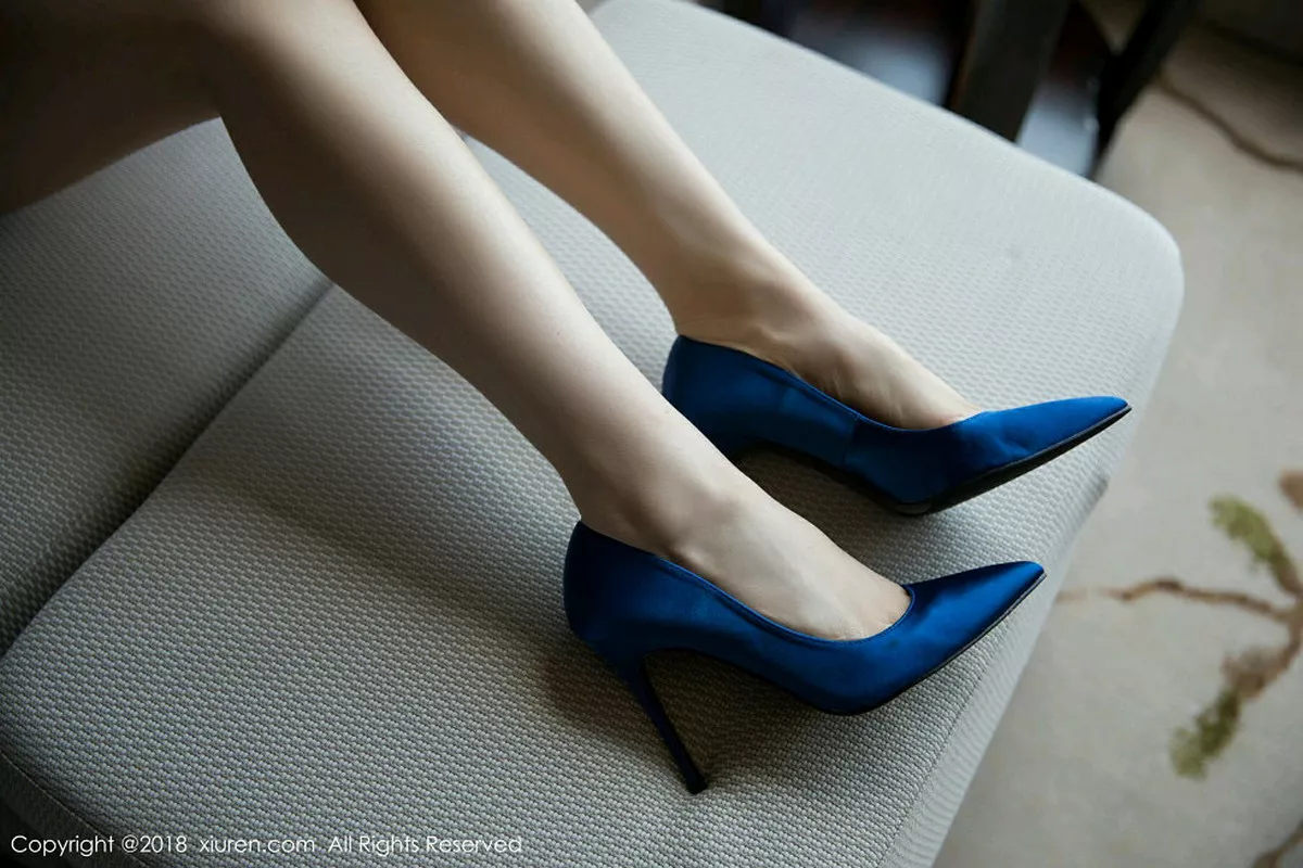 秀人集.com_[XiuRen秀人网]No.1241_女神Angela喜欢猫民国风旗袍透视露黑色蕾丝内衣诱惑写真71P