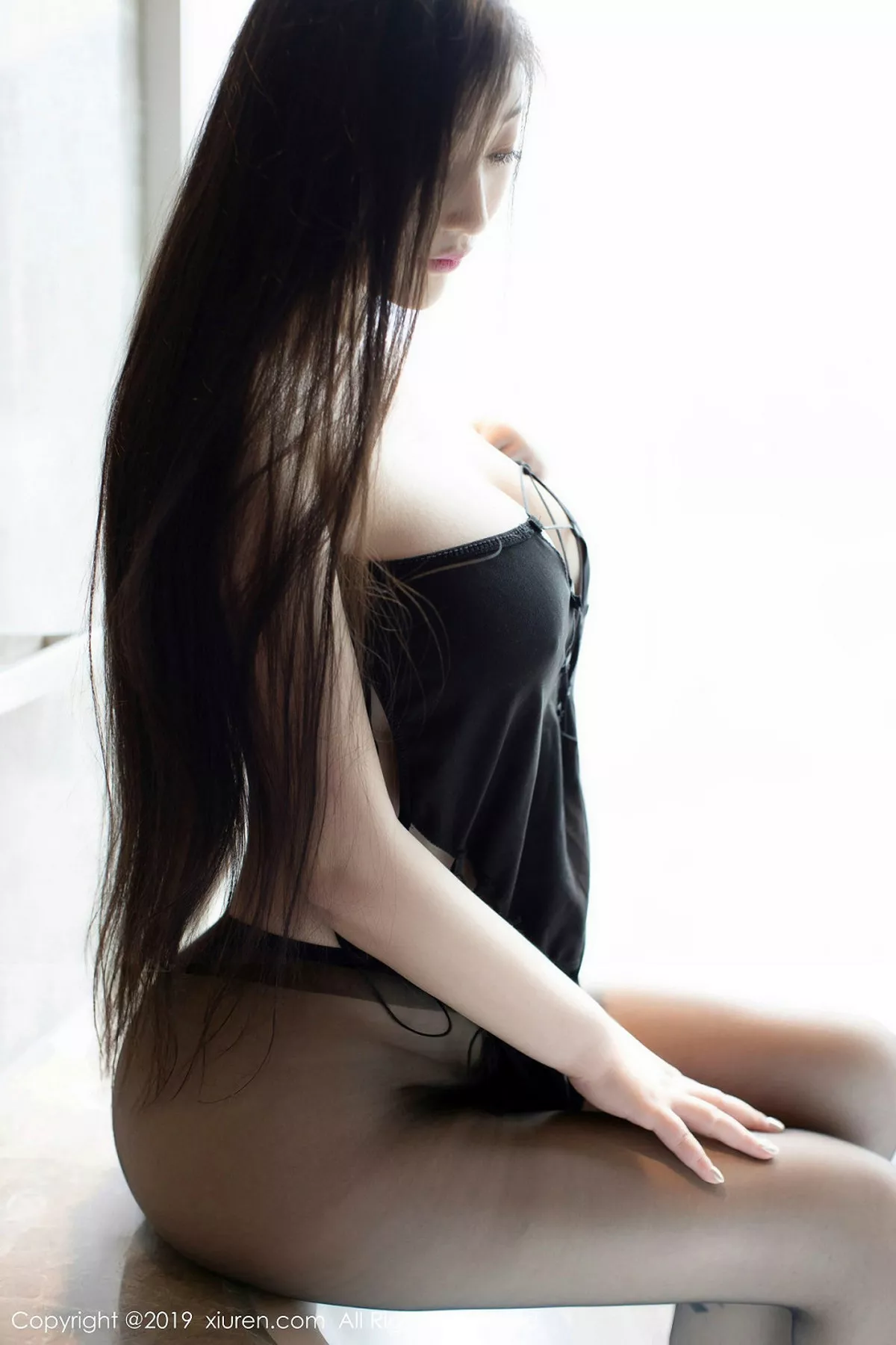 秀人集.com_[XiuRen秀人网]No.1888_女神妲己_Toxic心愿旅拍私房内衣配无内魅惑黑丝惹火诱惑写真53P