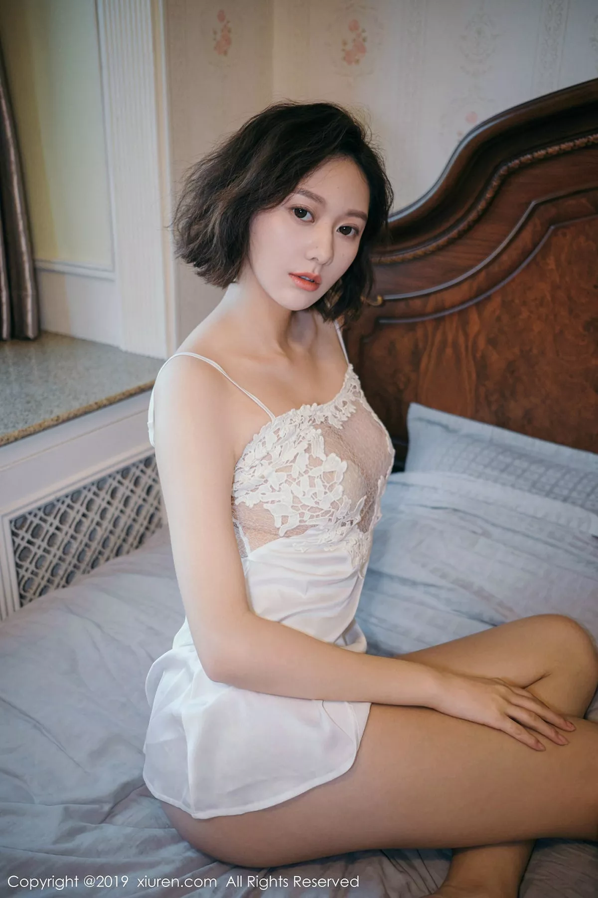 秀人集.com_[XiuRen秀人网]No.1891_气质模特艺轩私房粉色典雅镂空吊裙秀完美身材撩人诱惑写真52P