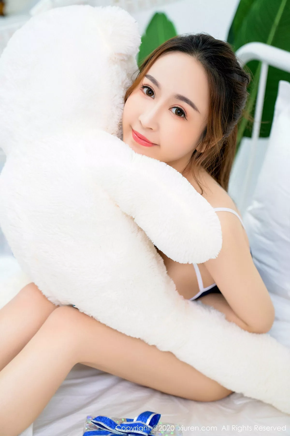 秀人集.com_[XiuRen秀人网]No.1938_嫩模周井空私房粉色毛衣半脱露性感死库水秀完美身材诱惑写真40P