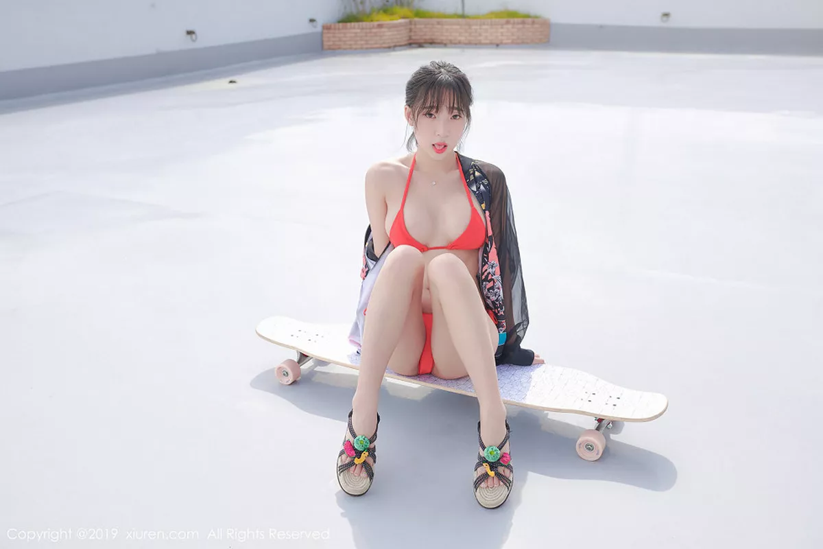 [XiuRen秀人网]第1304期卿卿写真-秀人集