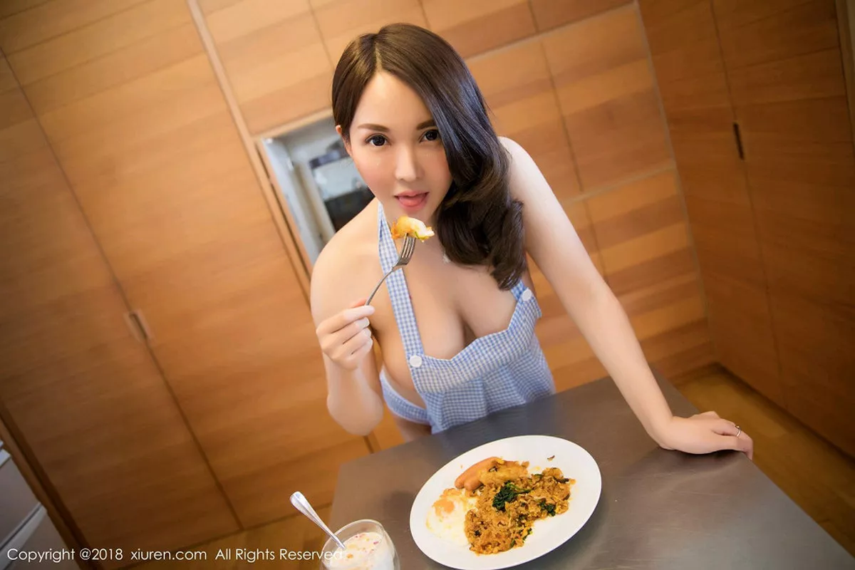 秀人集.com_[XiuRen秀人网]No.1268_女神沈蜜桃miko日本旅拍私房真空女仆装露豪乳极致诱惑写真50P