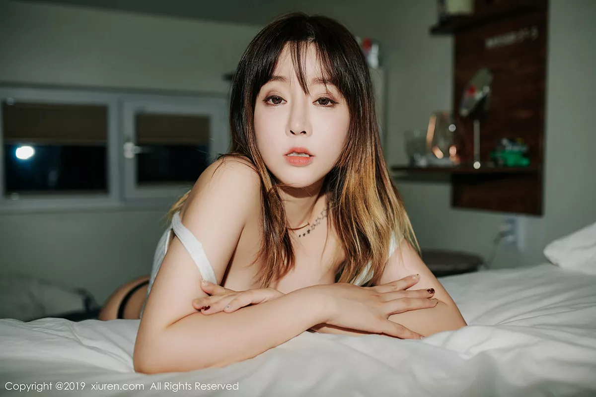 秀人集.com_[XiuRen秀人网]No.1328_女神王雨纯户外黑色高叉连体透视内衣秀火辣身材诱惑写真57P