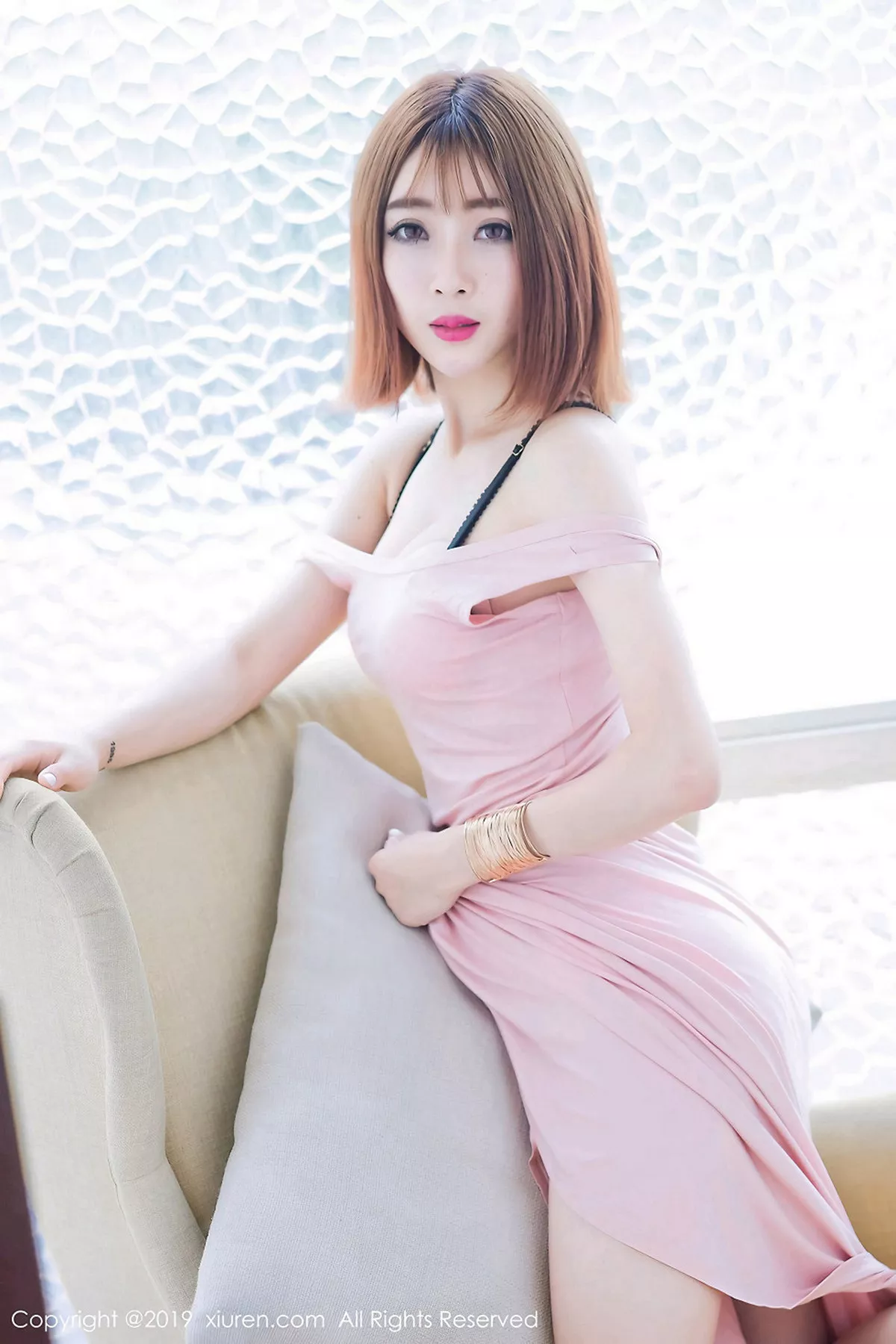 秀人集.com_[XiuRen秀人网]No.1451_嫩模凌萍儿私房JK学生服半脱露蕾丝内衣傲人豪乳诱惑写真44P