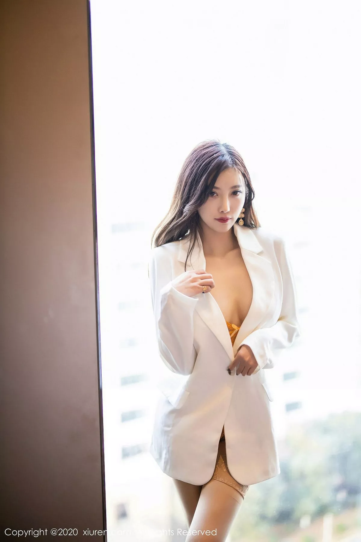 秀人集.com_[XiuRen秀人网]No.1964_女神杨晨晨sugar私房精致镂空内衣配肉色蕾丝袜完美诱惑写真110P