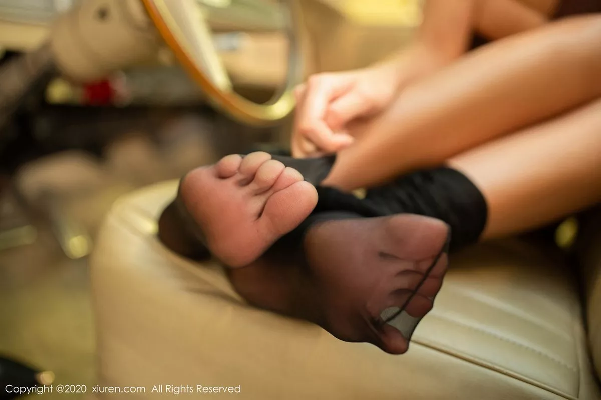 图片[114]-[XiuRen秀人网]第2141期就是阿朱啊写真-秀人集