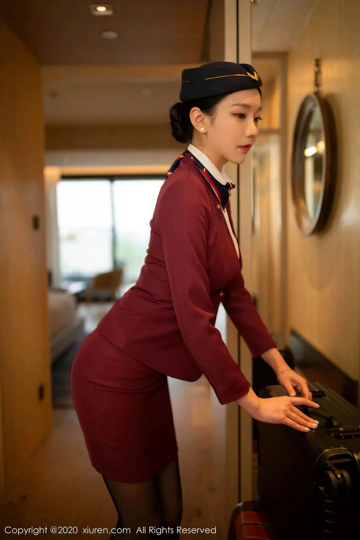 秀人集.com_[XiuRen秀人网]No.2161_嫩模安然Maleah空乘制服主题私房床上半脱露红色内衣完美诱惑写真86P