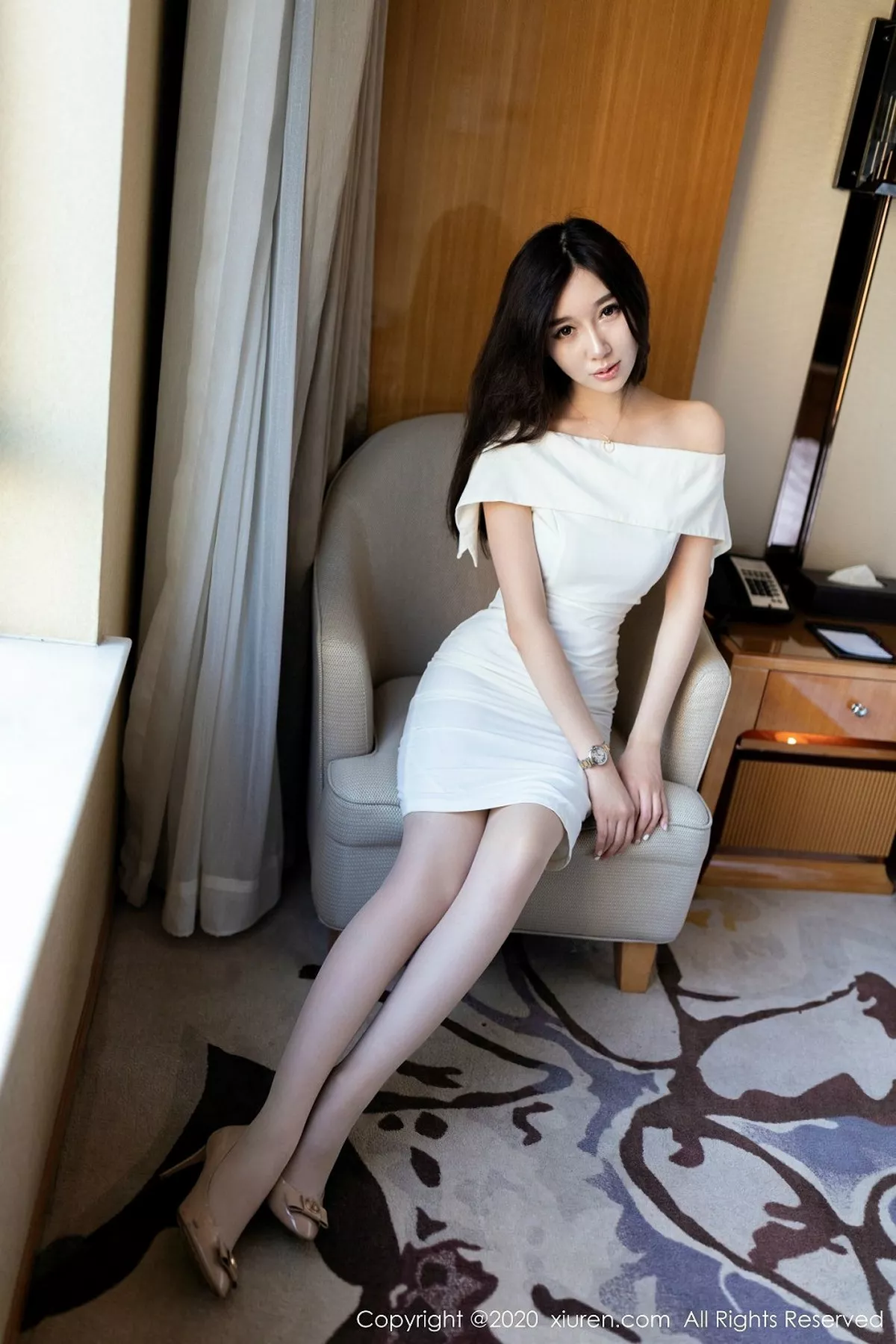 图片[4]-[XiuRen秀人网]第2097期伊思思写真-秀人集